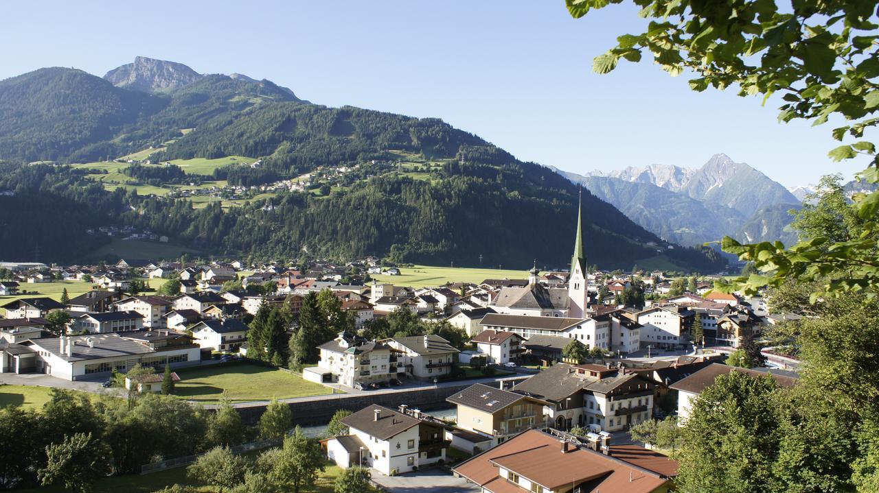 Appartmenthaus Martina Zell am Ziller Exterior photo